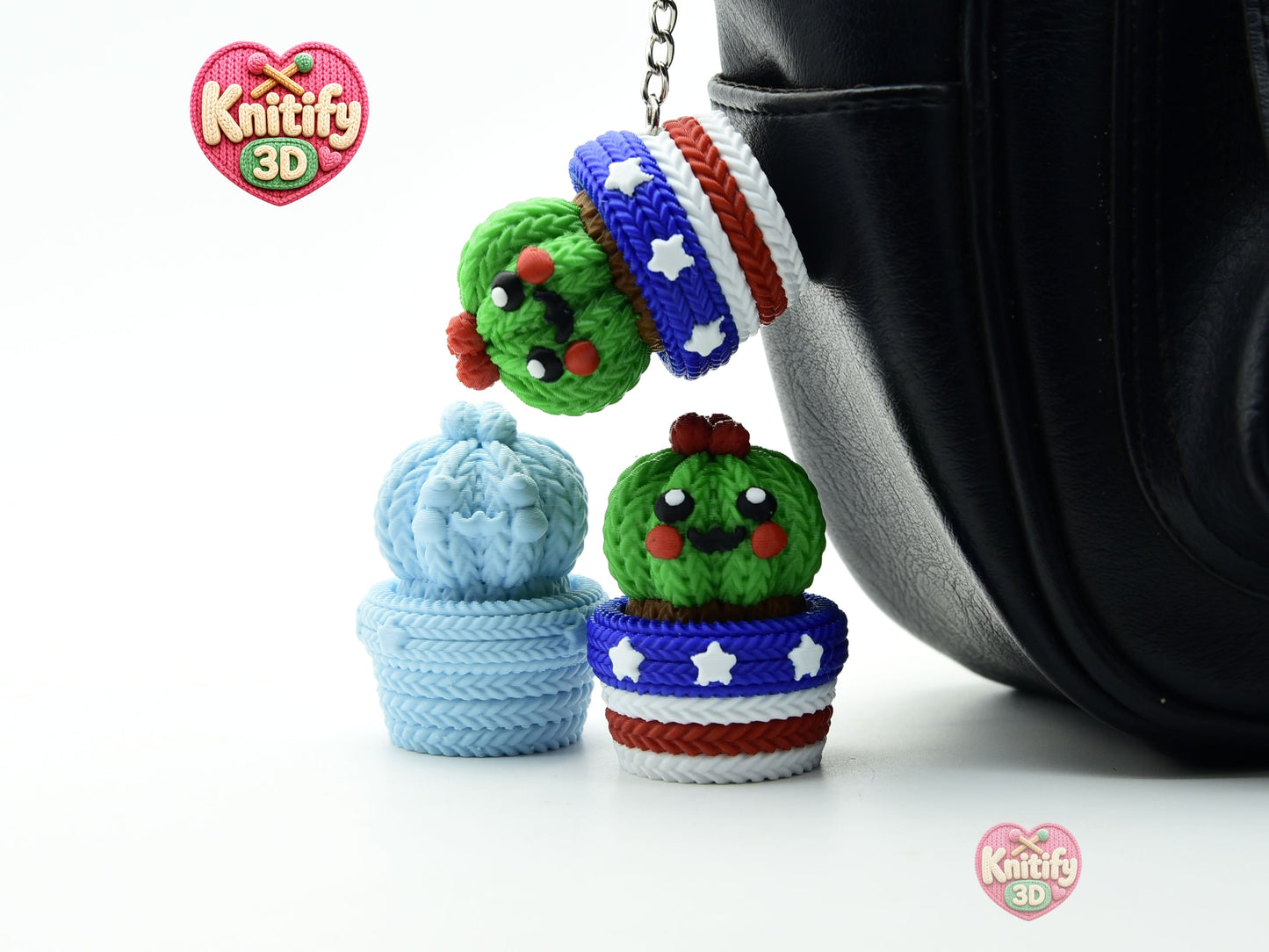 Knitify3D-Knitted Happy Cactus for Plant Lovers Fidget Clicker Keychain_04.jpg