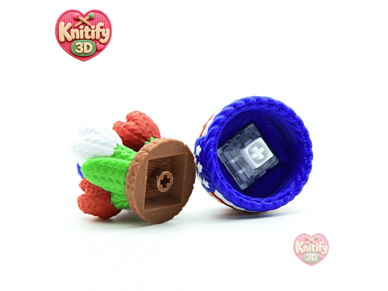 Knitify3D-Knitted Patriotic Tulips Fidget Clicker Keychain_03.png