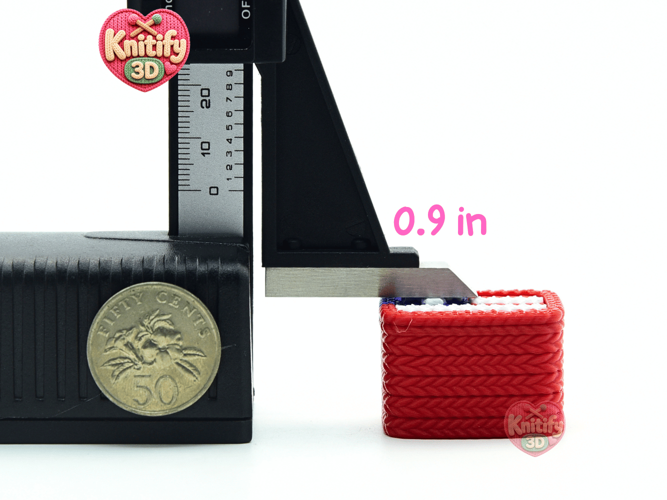 Knitify3D-Knitted American Flag Fidget Clicker Keychain_04.png