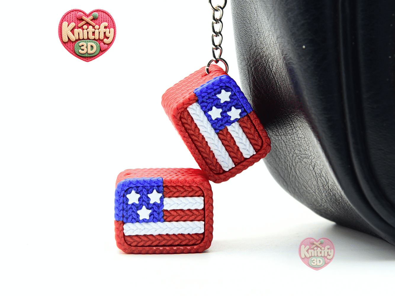 Knitify3D-Knitted American Flag Fidget Clicker Keychain_06.png